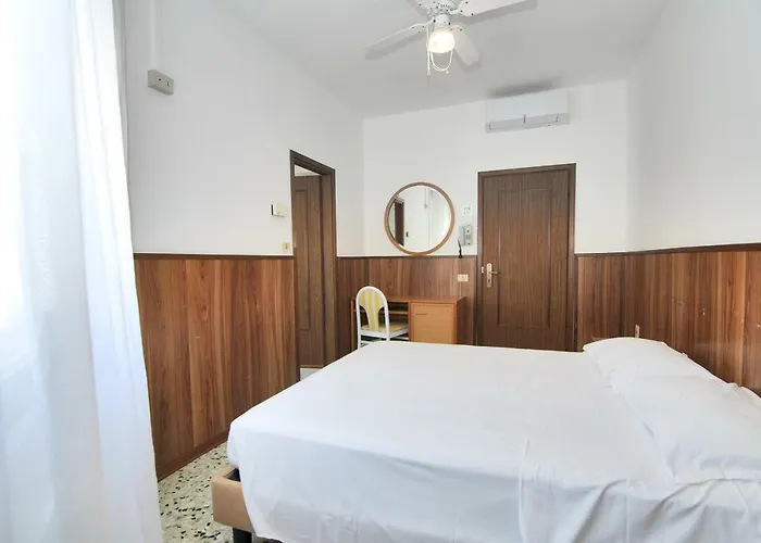 Hotel Venus Price Caorle