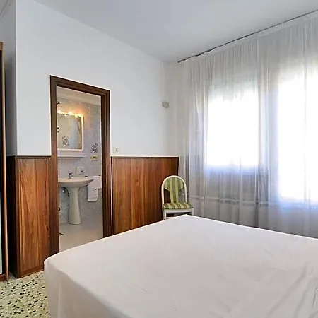 Hotel Venus Price Caorle