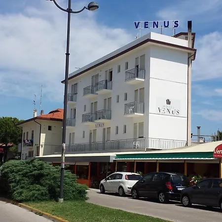 Venus Price 酒店 *