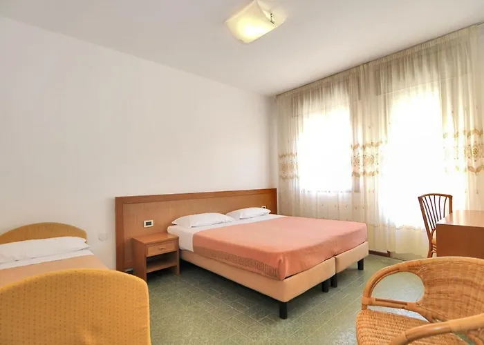 Venus Price Hotel